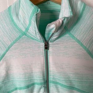Athleta Top Women’s XS Long Sleeve Athletic Running 1/2 Zip Sporty Green White